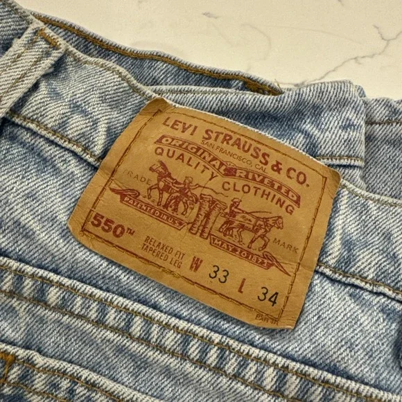 Vintage Levis 550 Jeans Mens 32 x 34 Relaxed Fit 90s Denim Tapered Leg